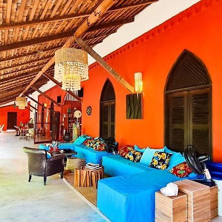 Castelo Vendom Ecolodge Parajuru Bagian luar foto