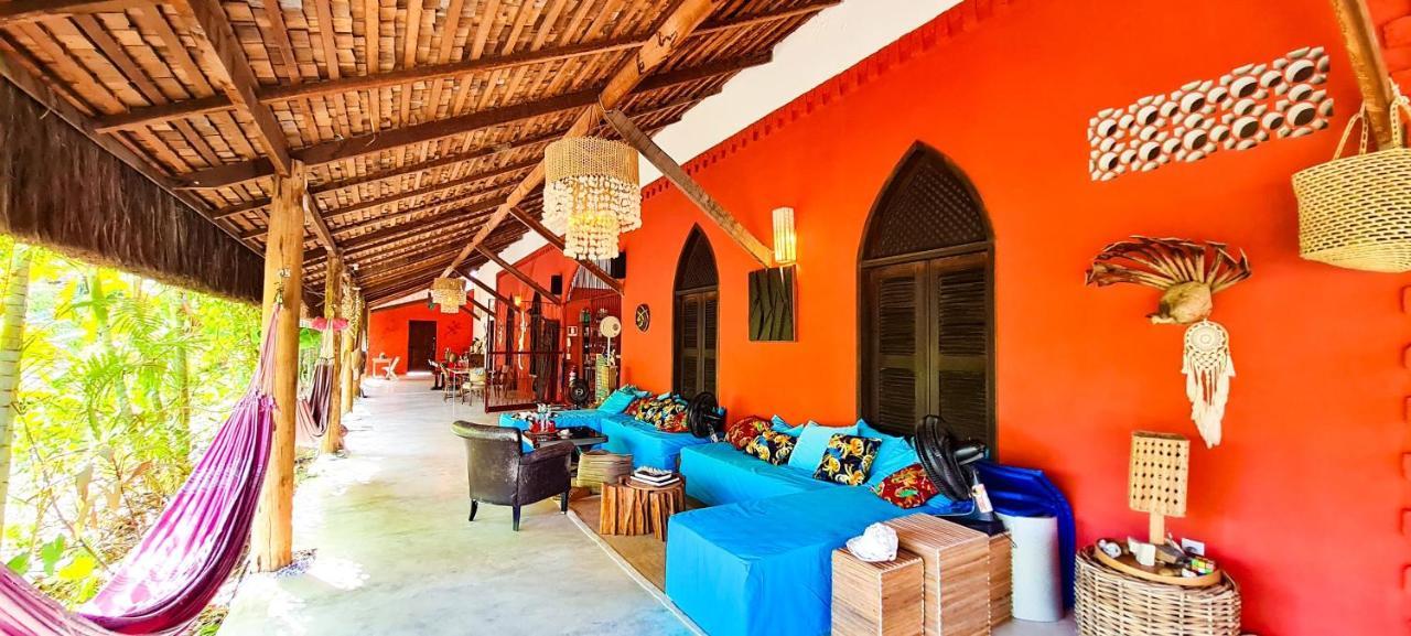 Castelo Vendom Ecolodge Parajuru Bagian luar foto