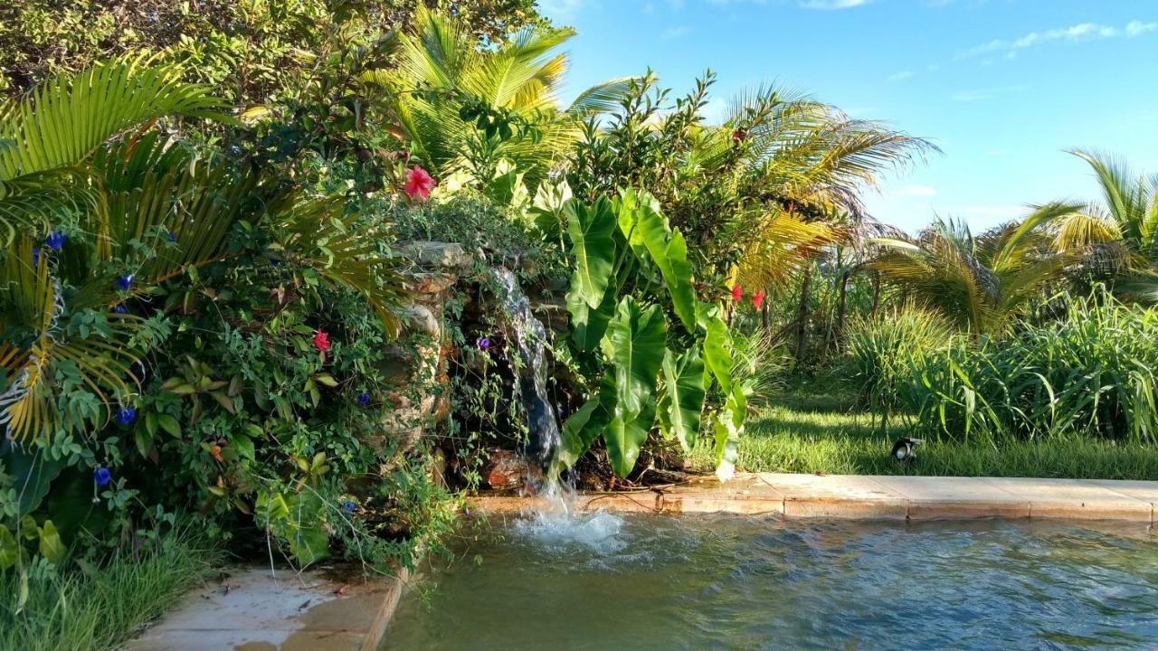 Castelo Vendom Ecolodge Parajuru Bagian luar foto