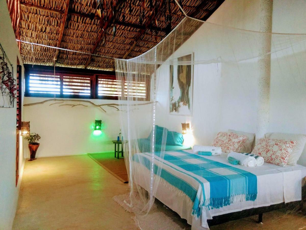 Castelo Vendom Ecolodge Parajuru Bagian luar foto
