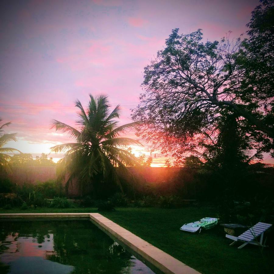 Castelo Vendom Ecolodge Parajuru Bagian luar foto