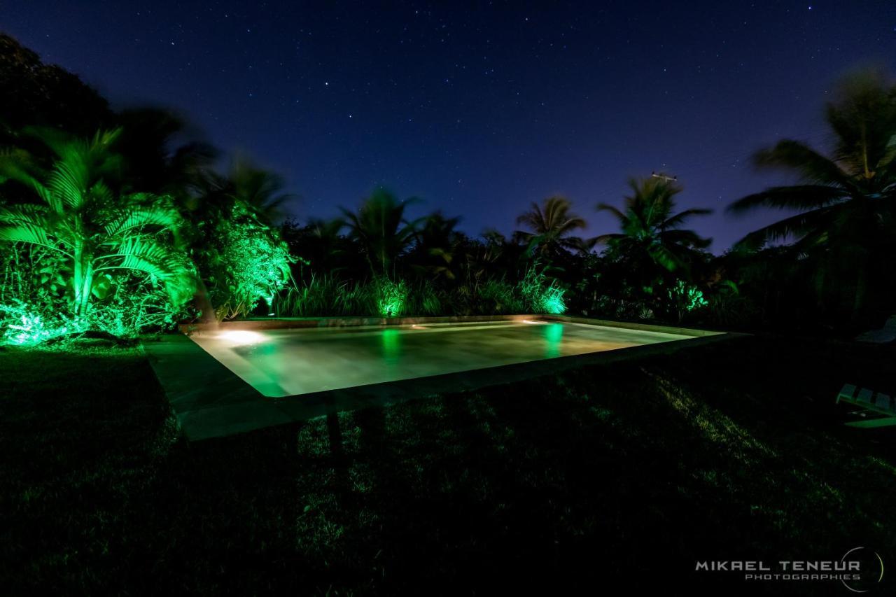 Castelo Vendom Ecolodge Parajuru Bagian luar foto